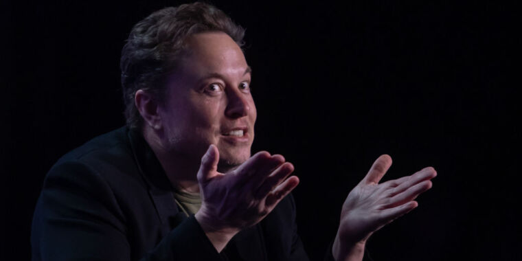 X de Elon Musk elude la orden australiana de eliminar el vídeo del apuñalamiento en una iglesia