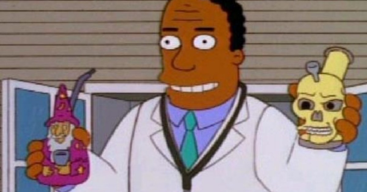 Dr. Hibbert recibe en su consulta a gente que le dice que Los Simpon son wokes