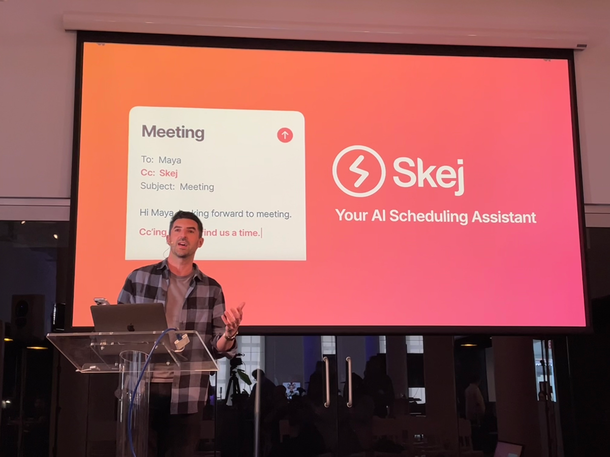 El asistente de programación de reuniones con IA de Skej funciona como agregar un EA a su correo electrónico