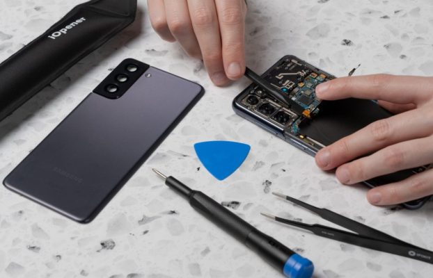 Samsung responde después de que iFixit rompiera su asociación de reparación –