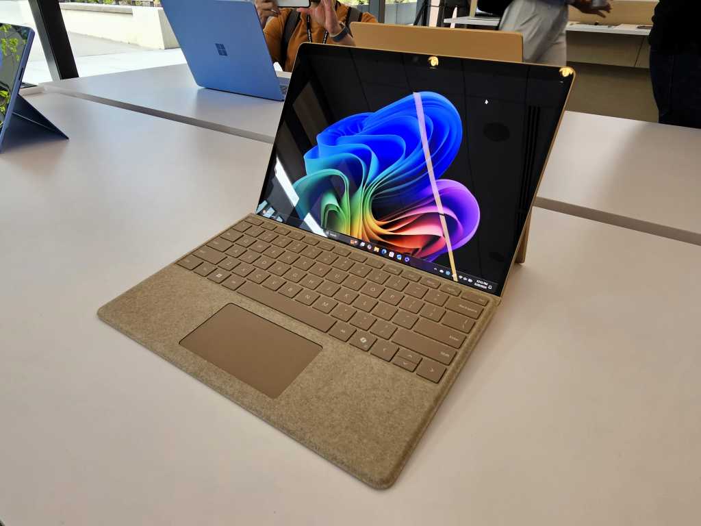 Manos a la obra: afortunadamente, Surface Pro de Microsoft renuncia a la «lapabilidad»