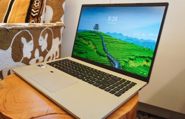 Esta computadora portátil Acer de $ 749 es discretamente uno de los dispositivos más innovadores que he probado este año