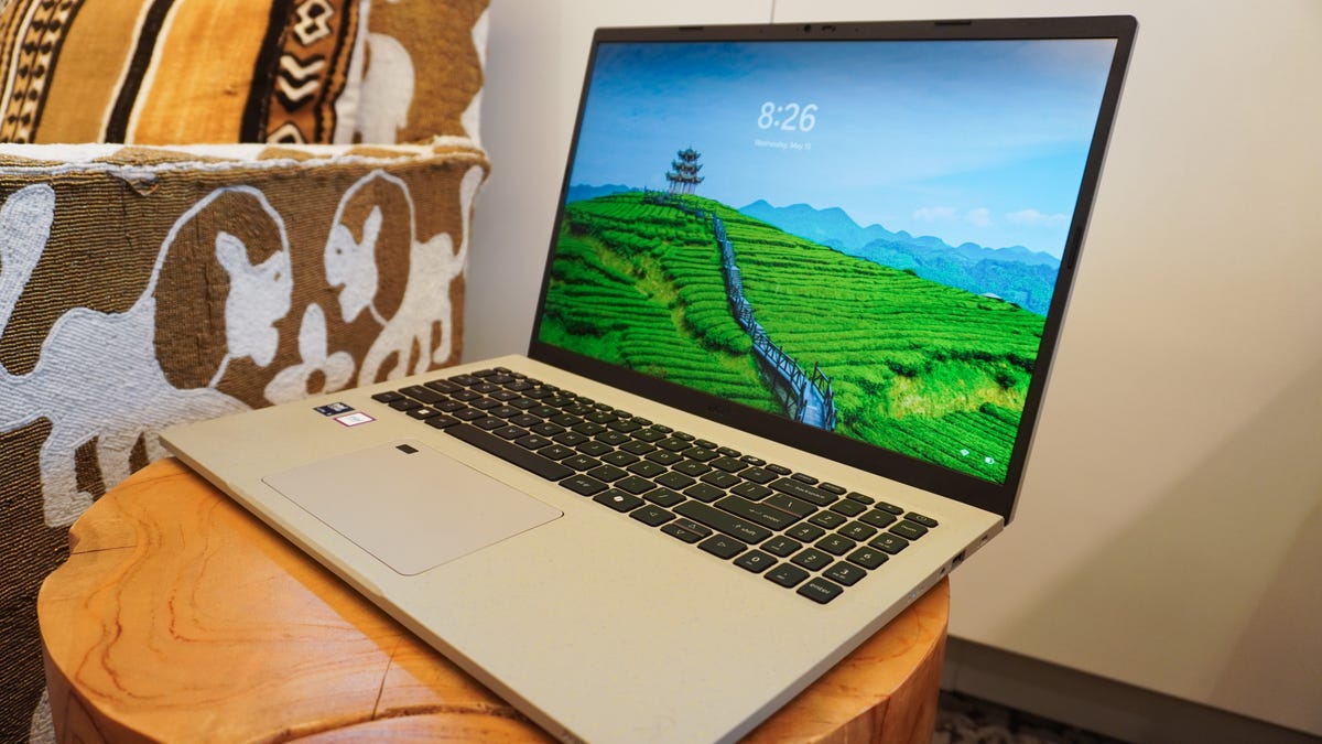 Esta computadora portátil Acer de $ 749 es discretamente uno de los dispositivos más innovadores que he probado este año