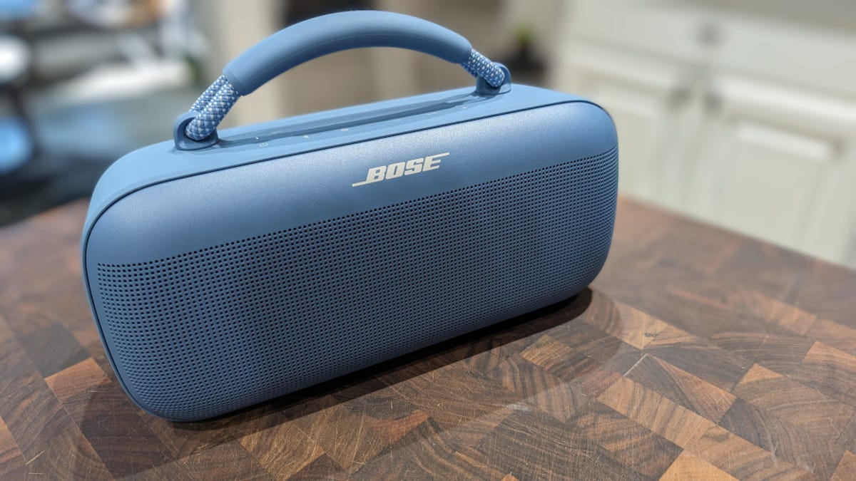 Este altavoz Bluetooth Bose no tiene funciones llamativas.  He aquí por qué eso es algo bueno