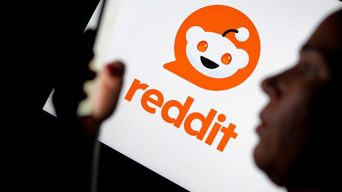 Tus publicaciones en Reddit ahora ayudarán a entrenar ChatGPT: lo que sabemos hasta ahora