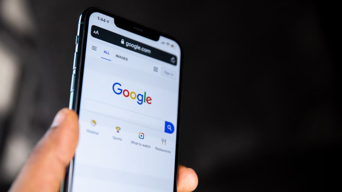 Según se informa, Google comienza a eliminar manualmente las respuestas de búsqueda mediante descripciones generales de IA