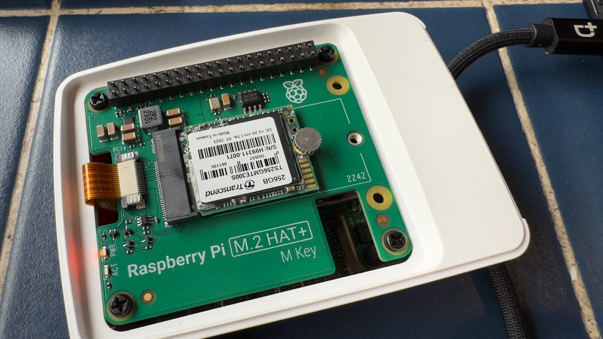 Cómo agregar accesorios M.2 rápidos a tu Raspberry Pi 5
