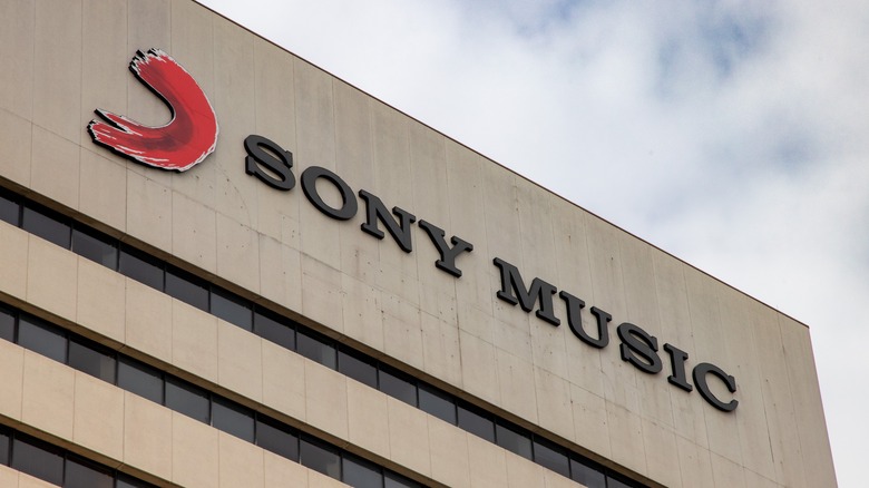Sony declara la guerra a la música con IA, pero por todas las razones equivocadas