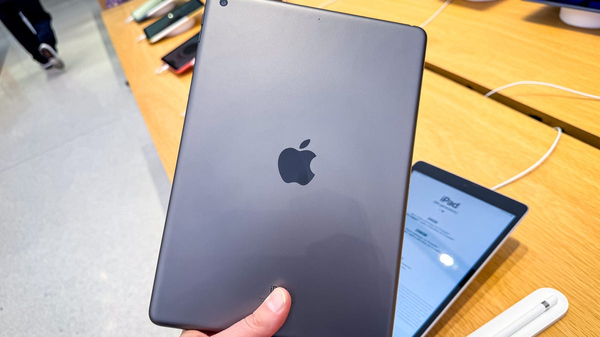 El lanzamiento del iPad de ayer redujo el precio del iPad (9.ª generación) a sólo 250 dólares
