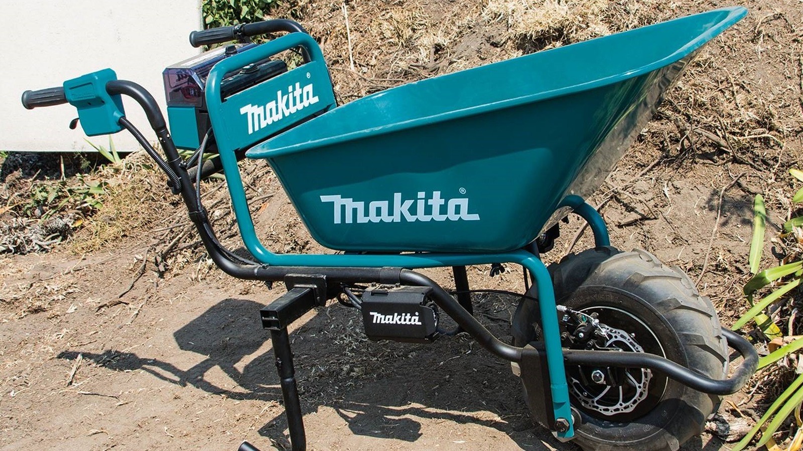 Lo que necesita saber sobre la carretilla a batería de Makita antes de comprarla