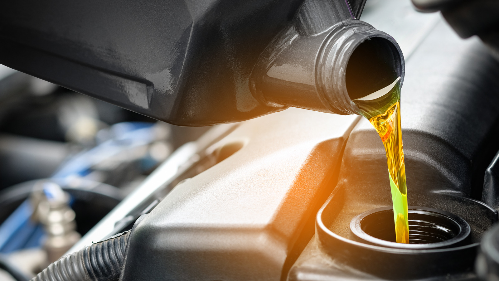 10 errores que podrías estar cometiendo al cambiar el aceite de tu vehículo