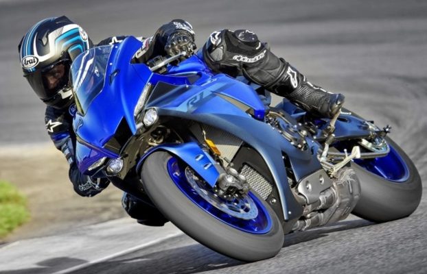 Todo sobre la motocicleta Yamaha YZF-R1 2024