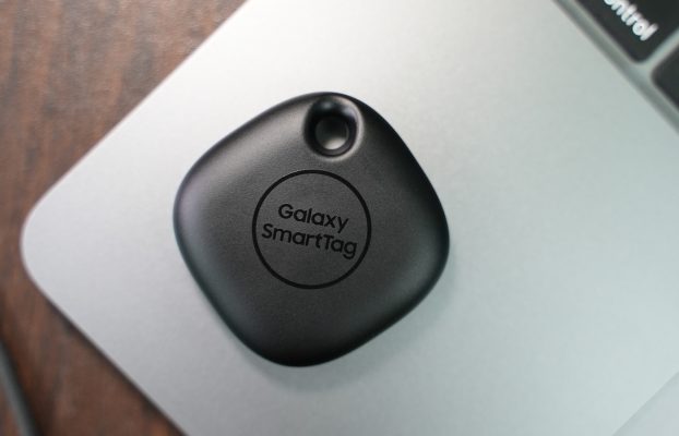 Cómo cambiar la batería CR2032 en un Samsung Galaxy SmartTag