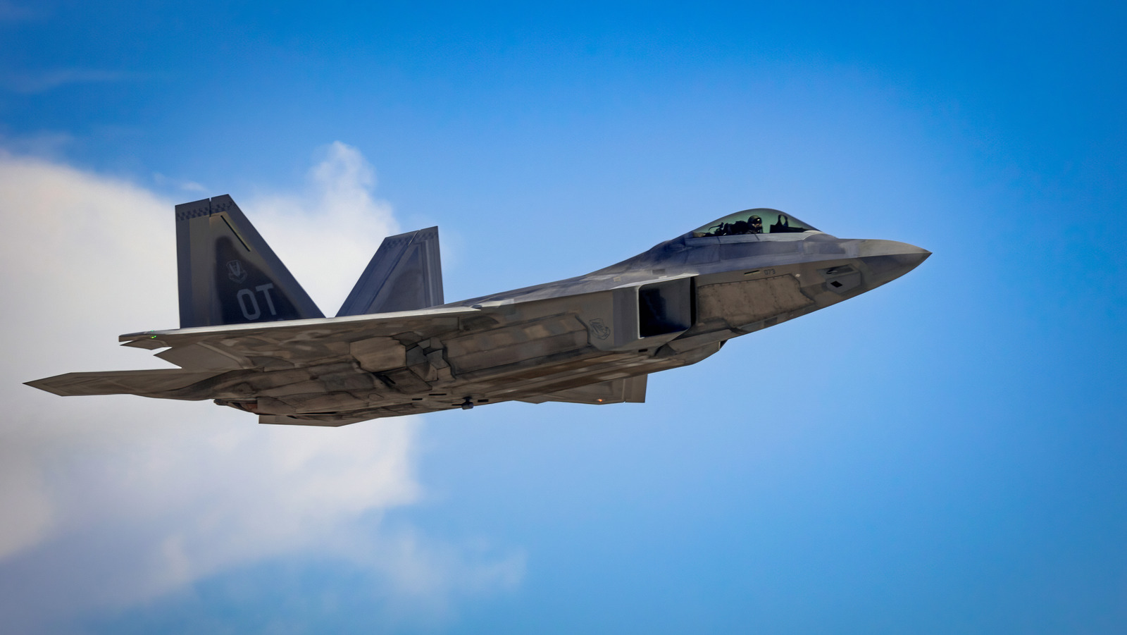 Todos los aviones de combate de quinta generación estarán operativos en 2024