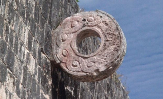 Los mayas utilizaron plantas alucinógenas en rituales «animadores» para sus juegos de pelota.
