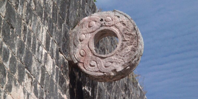 Los mayas utilizaron plantas alucinógenas en rituales «animadores» para sus juegos de pelota.