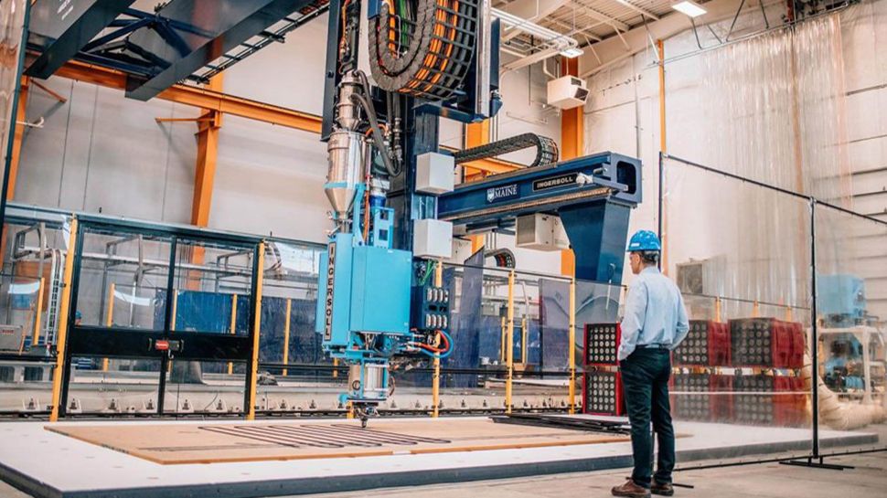 Una universidad de EE. UU. crea la impresora 3D más grande del mundo e incluso puede usar polvo de madera: llamada Factory of the Future 1.0, puede imprimir objetos del tamaño de casi 40 contenedores estándar.