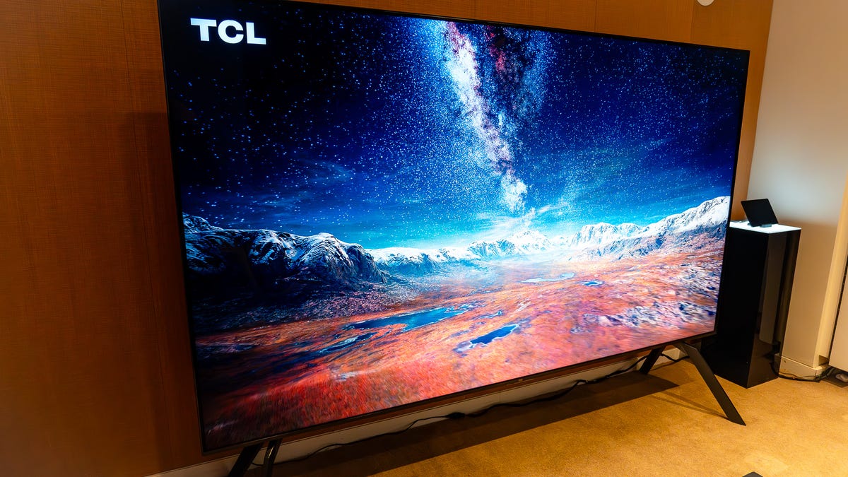 La línea de televisores Mini LED 2024 de TCL ya está aquí, incluido este sorprendente modelo de 115 pulgadas