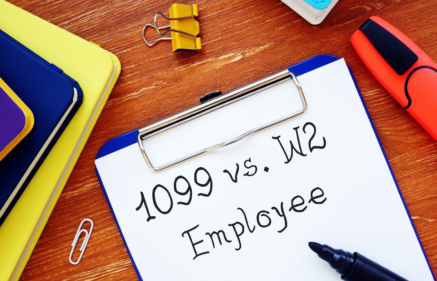 Contratistas 1099 versus empleados W-2: clasifique a sus empleados
