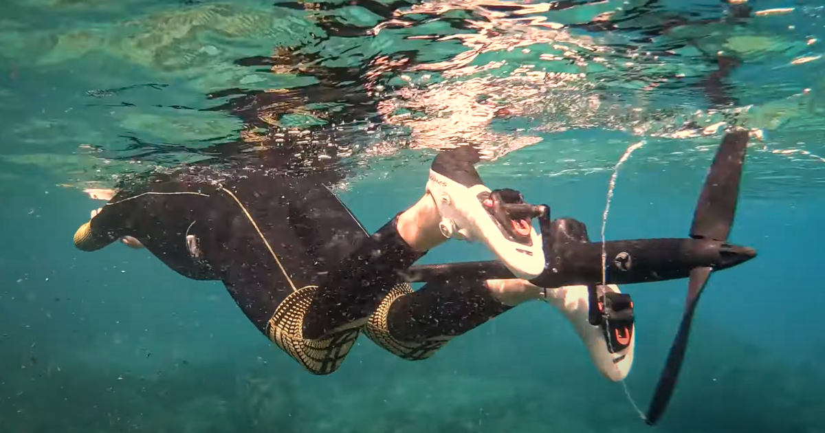 La ‘bicicleta submarina’ impulsa a los nadadores a una velocidad sobrehumana