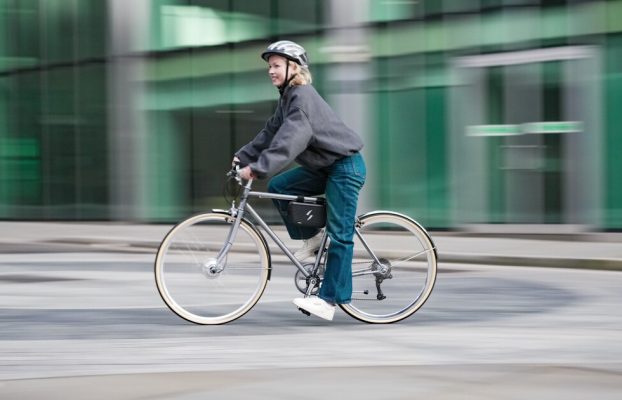 El kit de conversión de $349 le da un impulso de motor a su bicicleta tradicional