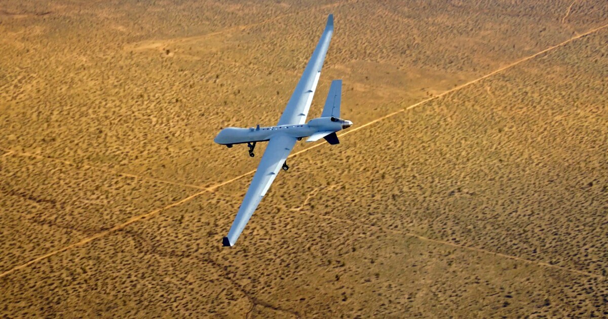 DARPA tiene la intención de cargar drones de forma inalámbrica mientras están en vuelo mediante rayos de energía
