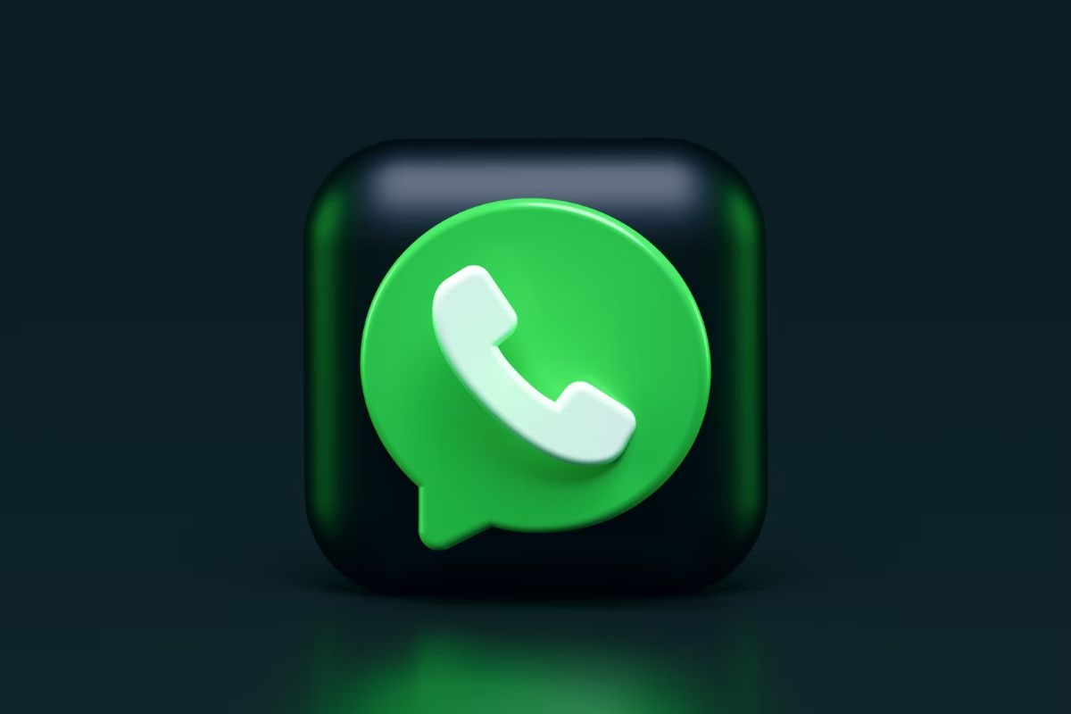 La marca de verificación del canal de WhatsApp se actualizó de verde a azul para coincidir con Facebook e Instagram