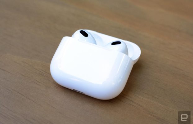 Los AirPods de tercera generación de Apple vuelven a estar a la venta por 140 dólares
