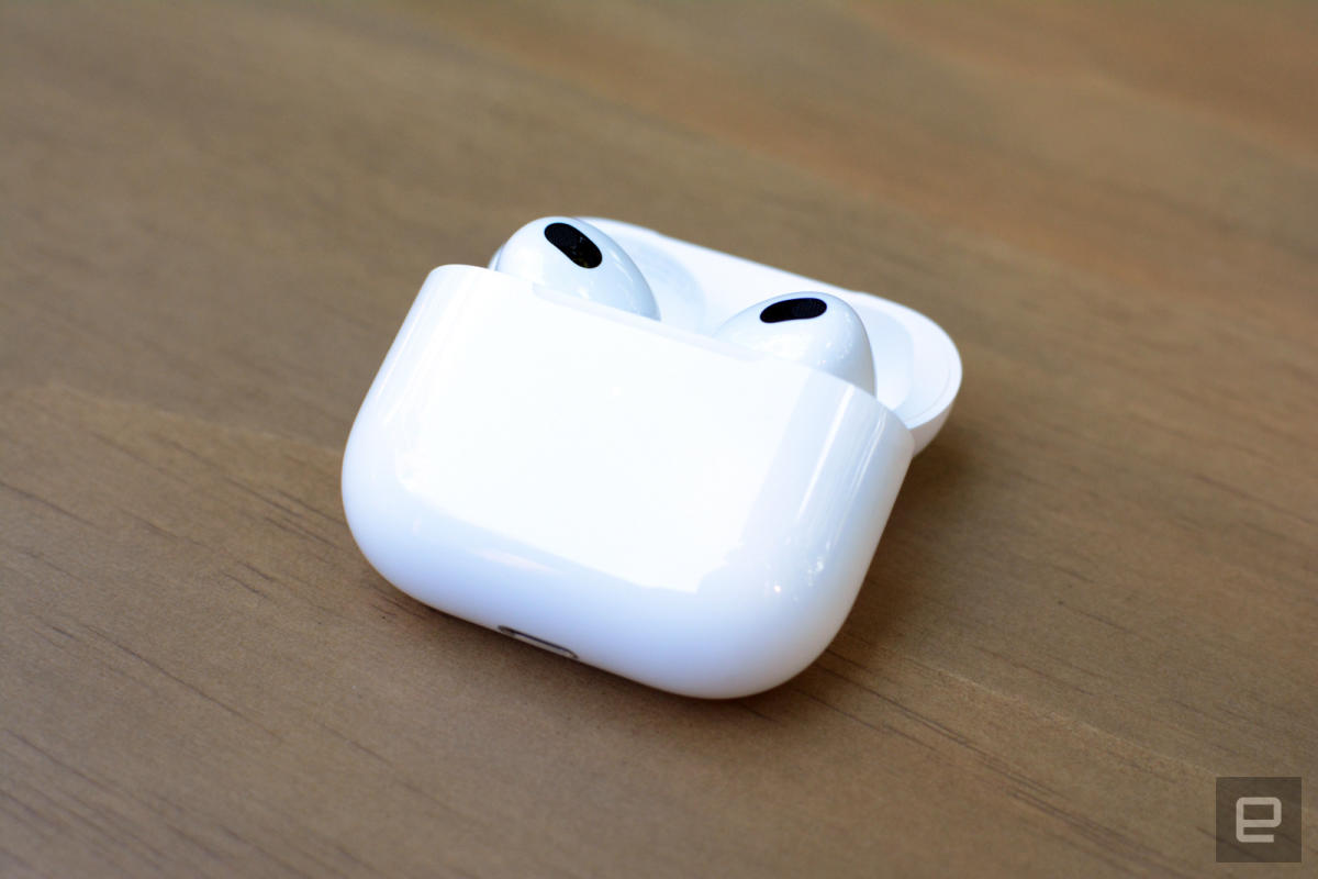Los AirPods de tercera generación de Apple vuelven a estar a la venta por 140 dólares