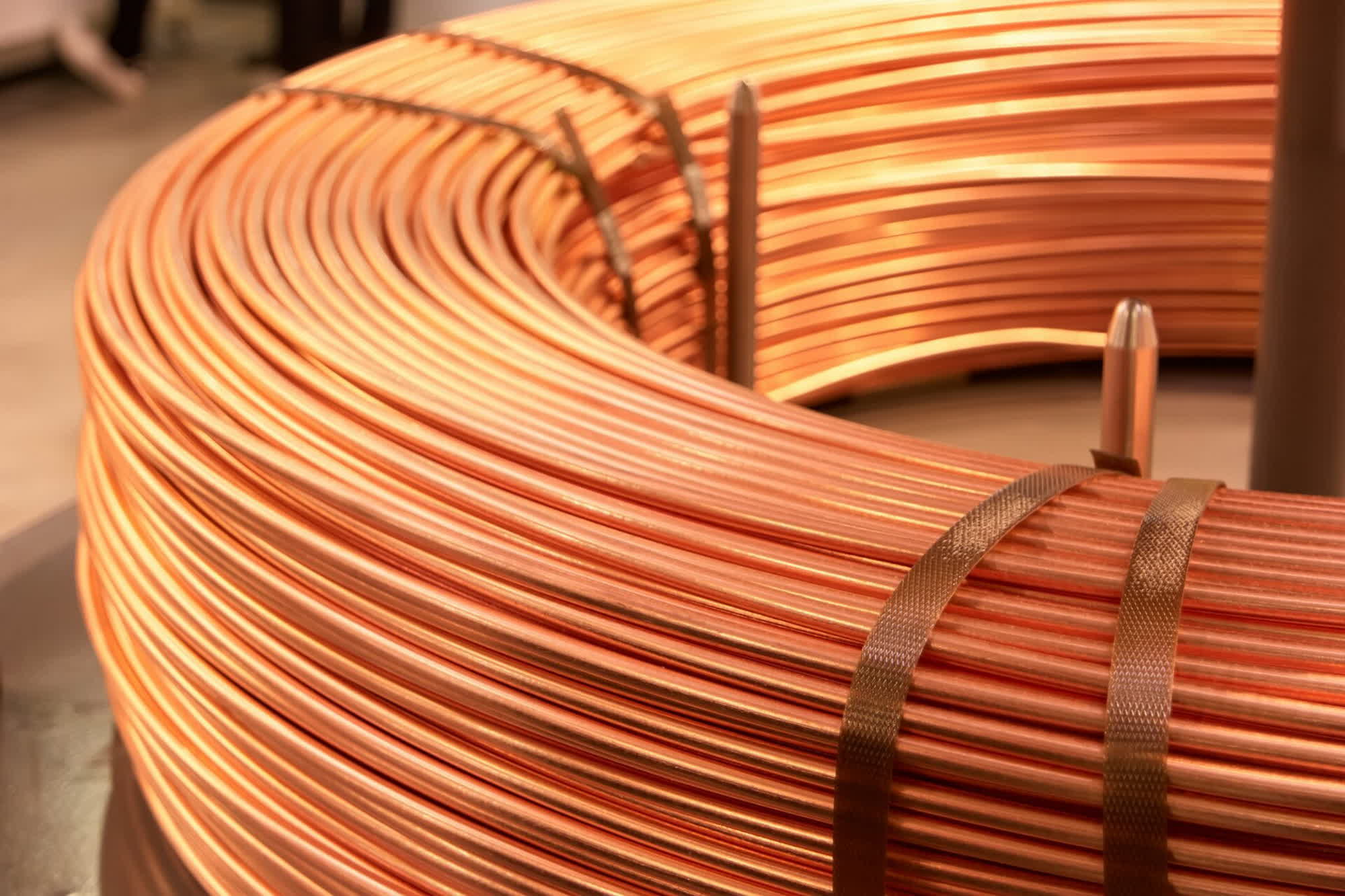 Las empresas de telecomunicaciones se encuentran sobre una mina de oro de alambre de cobre enterrado