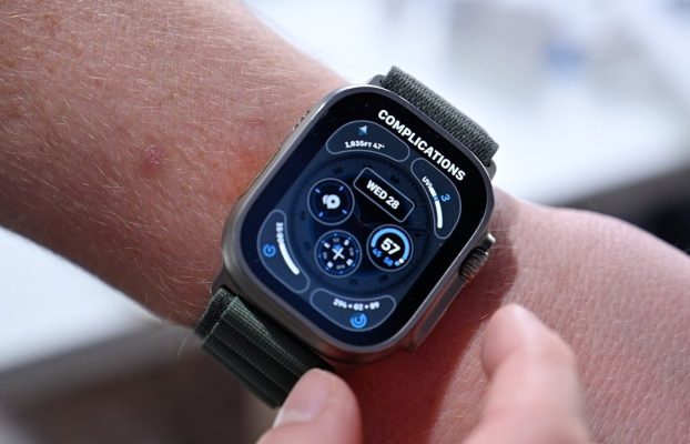 Apple Watch Series 10, Apple Watch X serán más delgados y más grandes