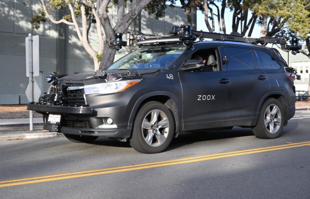 Los federales le dicen a Zoox que envíe más información sobre los vehículos autónomos que frenan repentinamente