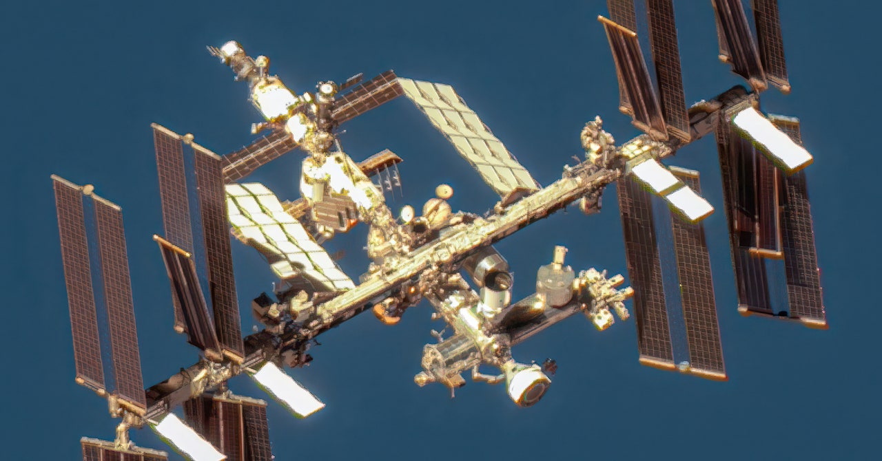 Starliner enfrenta una espera indefinida en el espacio mientras la NASA investiga sus fallas