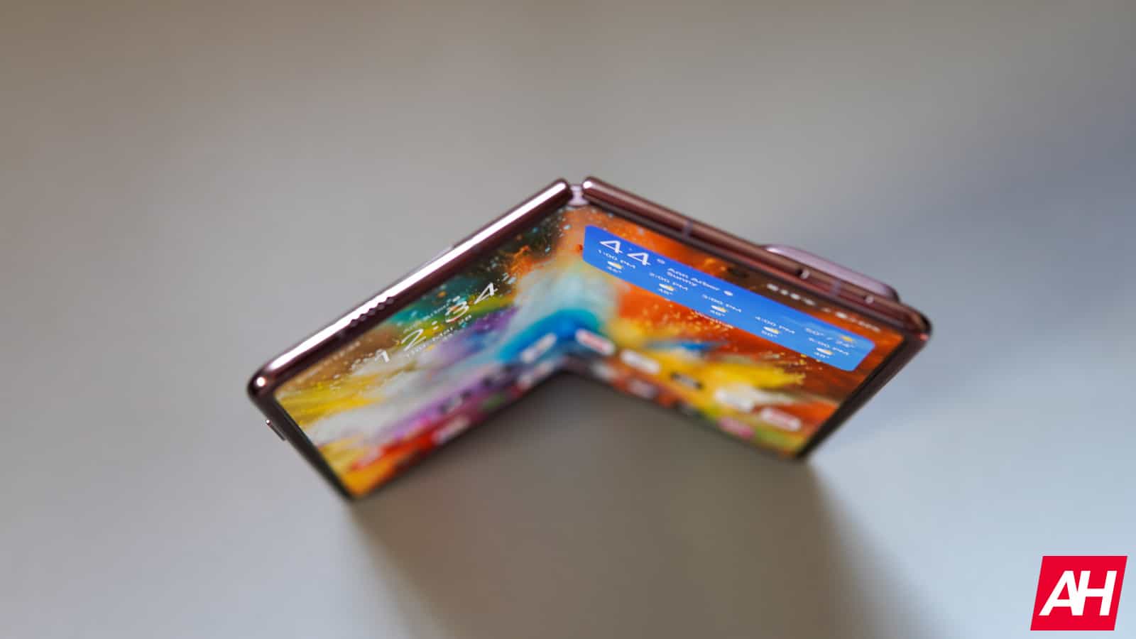 Xiaomi MIX Fold 4 y HONOR Magic V3 vienen con especificaciones emblemáticas