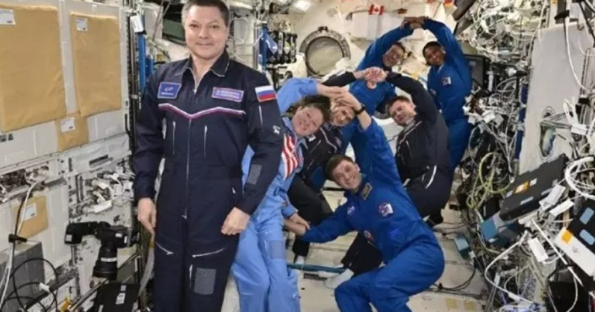 Cosmonauta ruso establece nuevo récord de más tiempo en el espacio