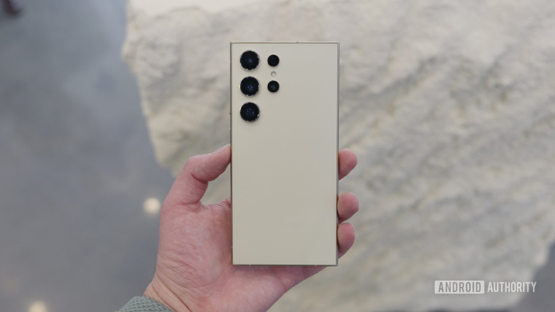 Se informa que el Galaxy S25 Ultra se deshace de las esquinas afiladas