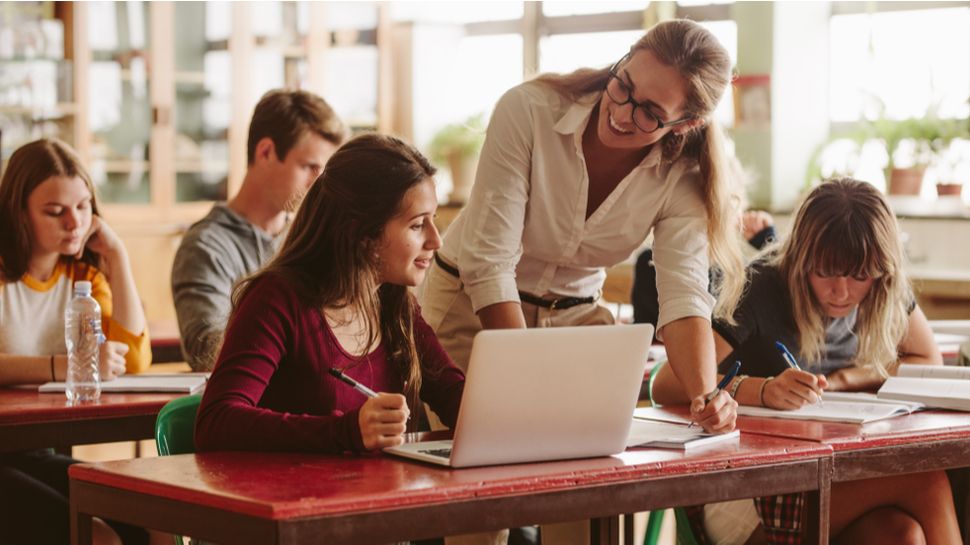 Uno de los editores de imágenes más populares ofrece un obsequio que Adobe no puede permitirse igualar: ACDSee ahora es gratuito para escuelas y estudiantes en un intento por competir con Photoshop.