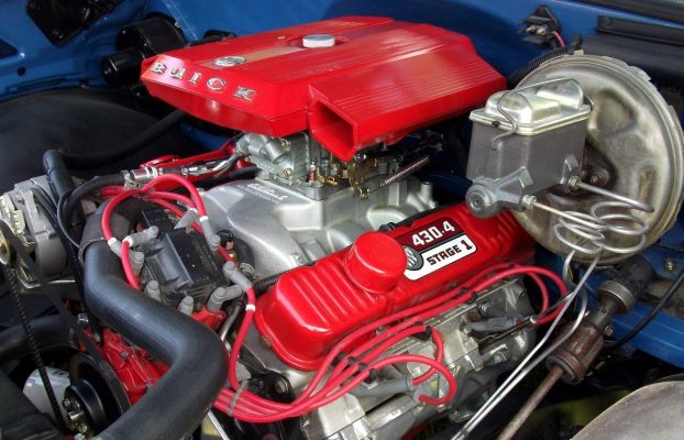 El Buick 430 V8 era un motor de bloque grande con 360 caballos de fuerza