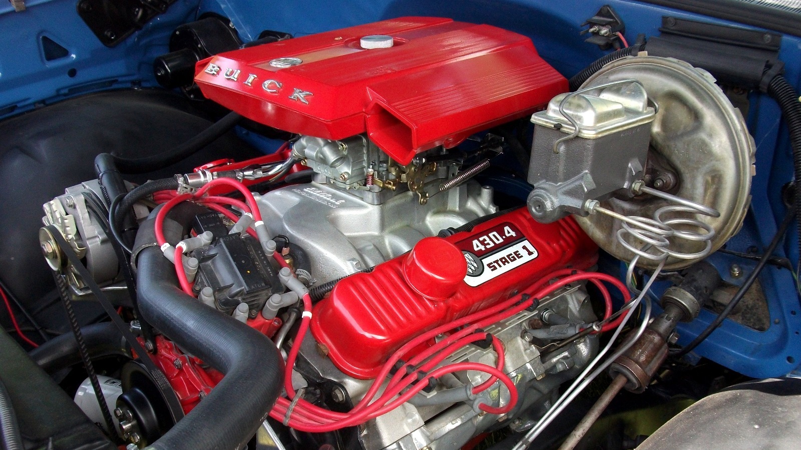 El Buick 430 V8 era un motor de bloque grande con 360 caballos de fuerza