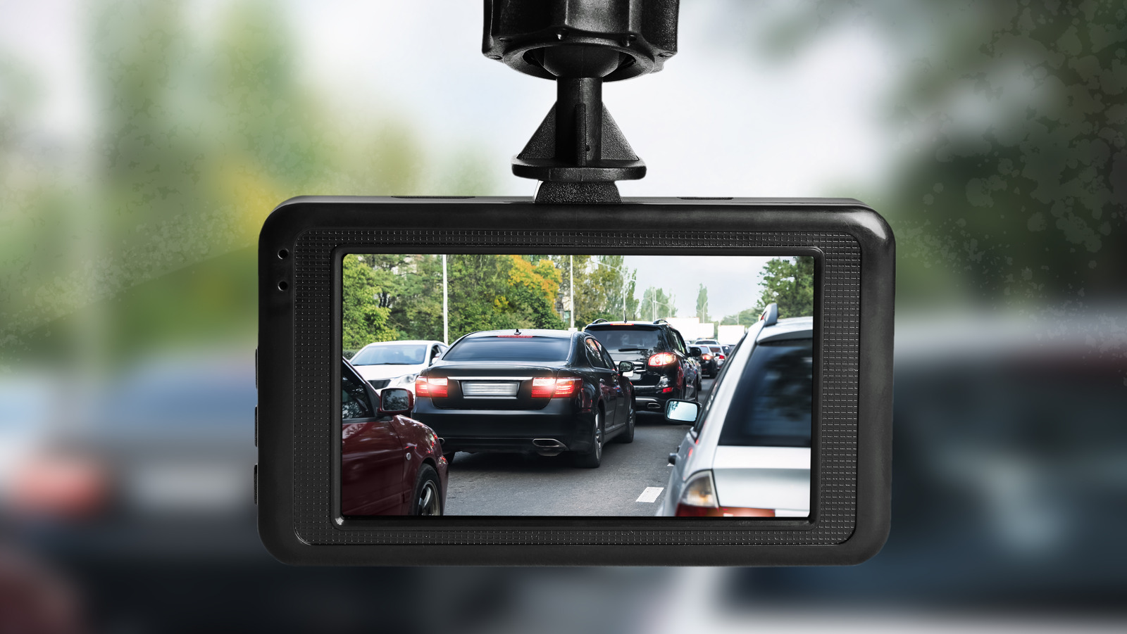 ¿Las Dash Cams graban vídeo cuando el coche está apagado?  Esto es lo que debe saber