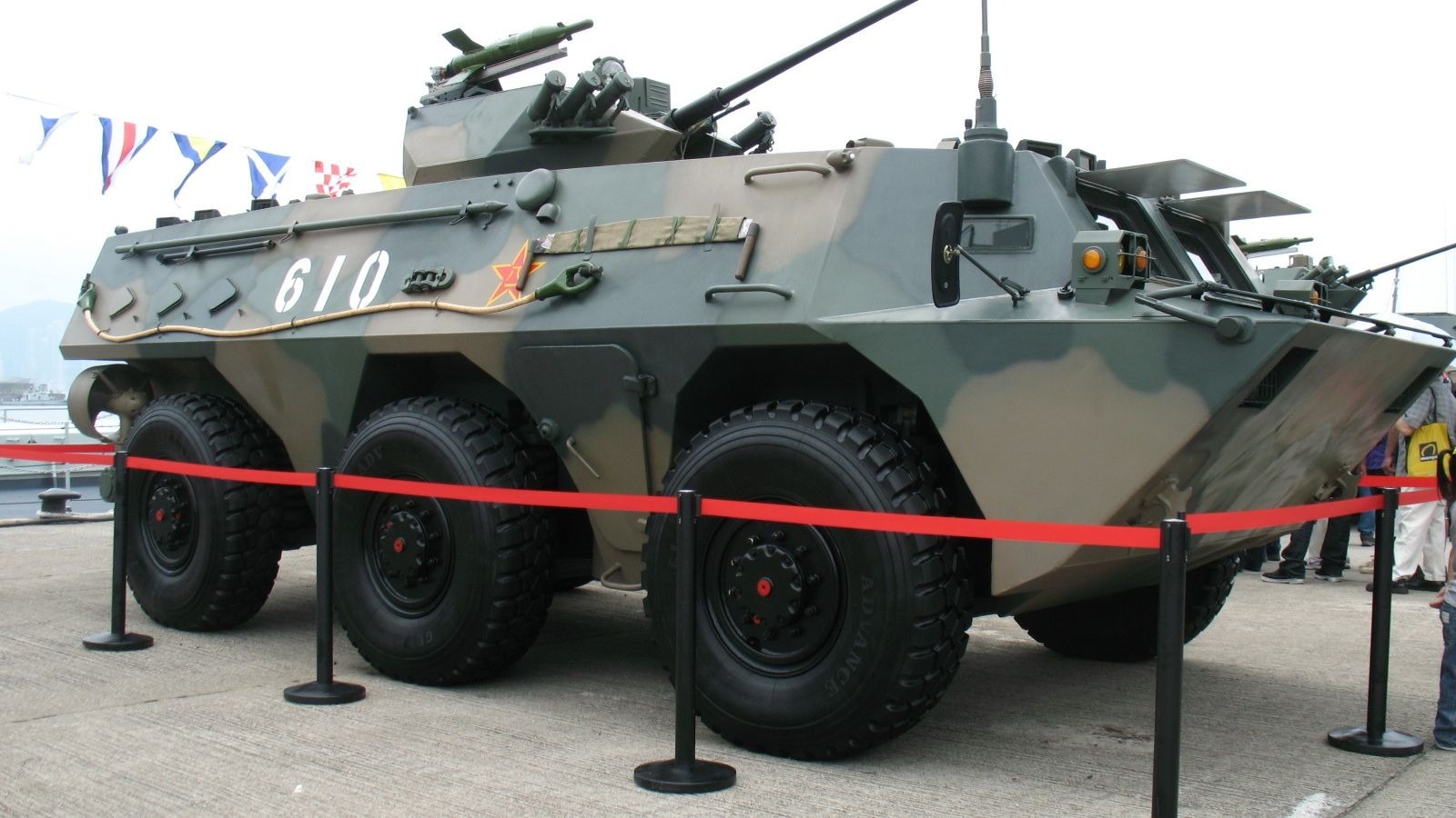 El tanque ZSL92 APC o WZ-551 es un eje crucial en la defensa de China