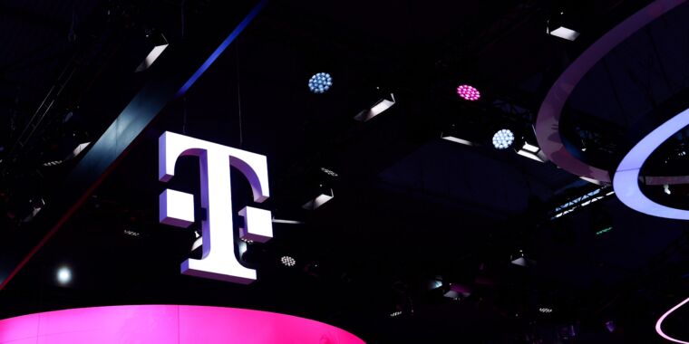 Los usuarios de T-Mobile pensaron que tenían un precio fijo de por vida: adivinen qué pasó después