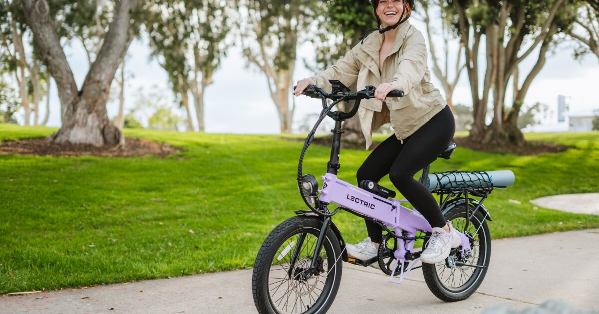 Lectric actualiza la bicicleta eléctrica plegable liviana pero congela el precio en $ 799