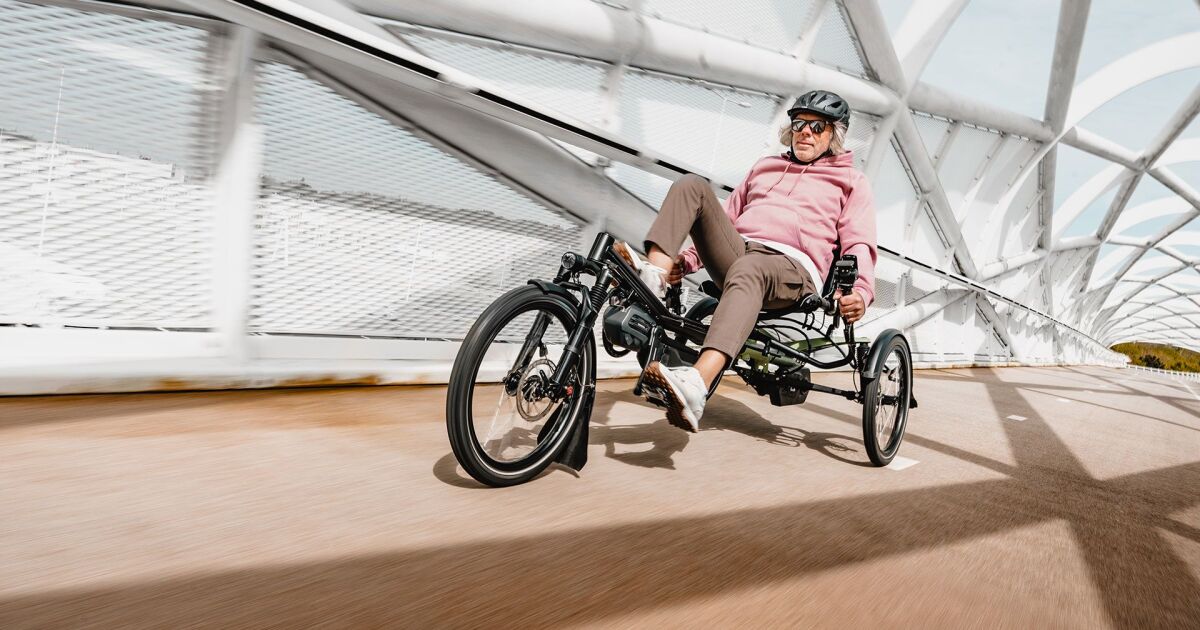 El triciclo eléctrico telescópico se adapta a ciclistas reclinados, ya sean bajos o altos.