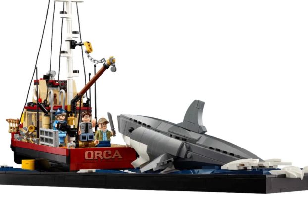 Lego lanzará en agosto un set de Tiburón que recrea el enfrentamiento final en el barco de Quint.