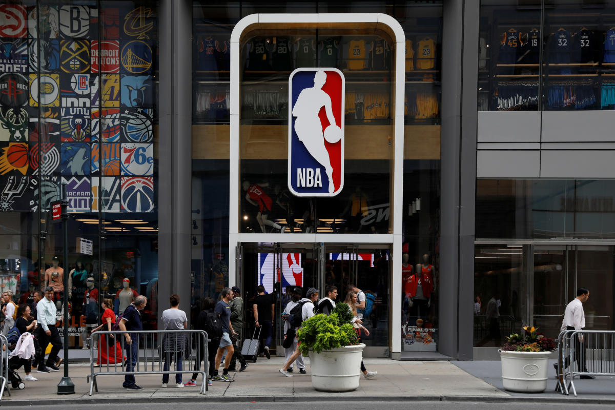 Los derechos televisivos de la NBA pasan a manos de ESPN, NBC y Amazon mientras TNT es rechazada