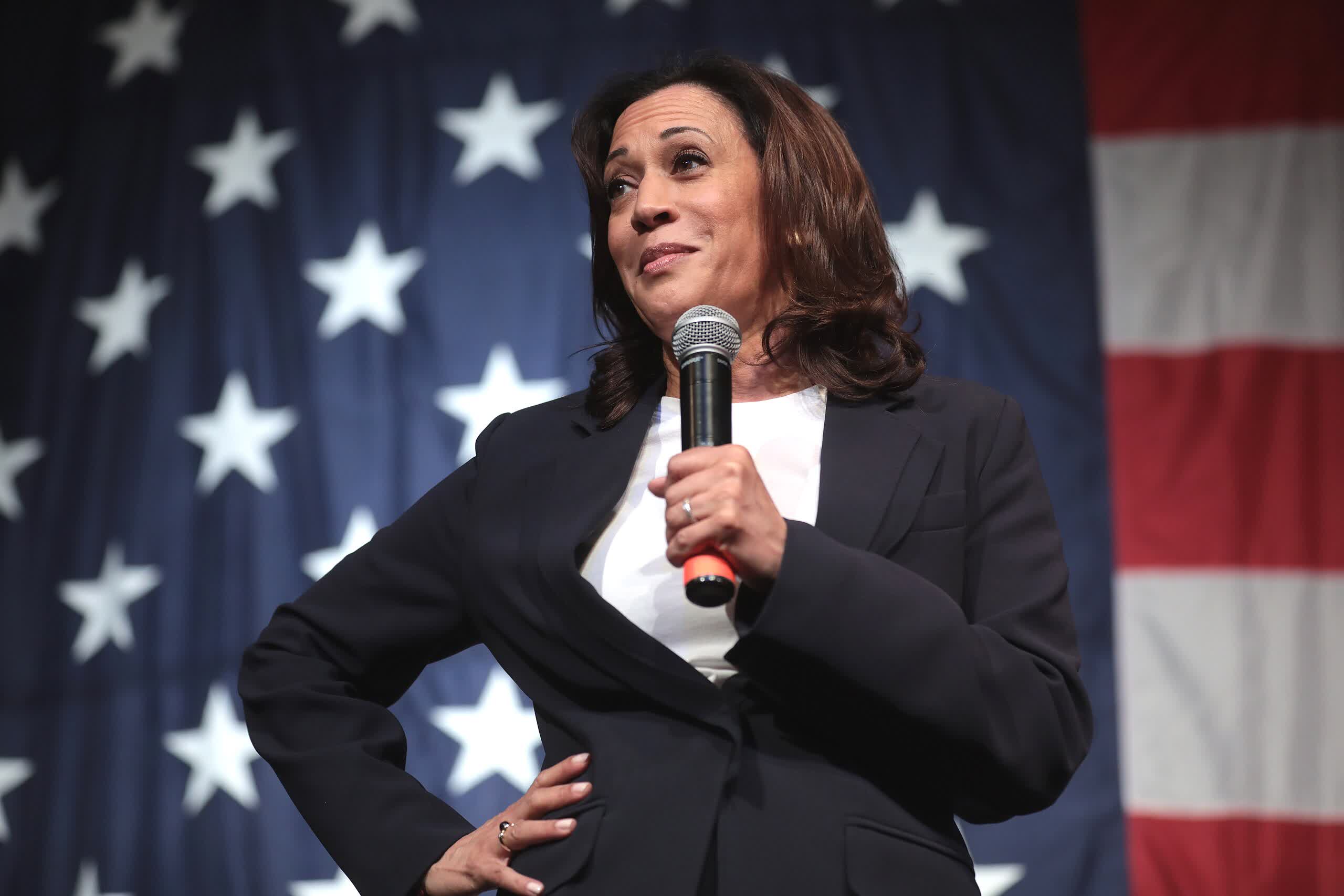 La reenvío por parte de Elon Musk de un video de Kamala Harris alterado digitalmente puede violar las políticas de X
