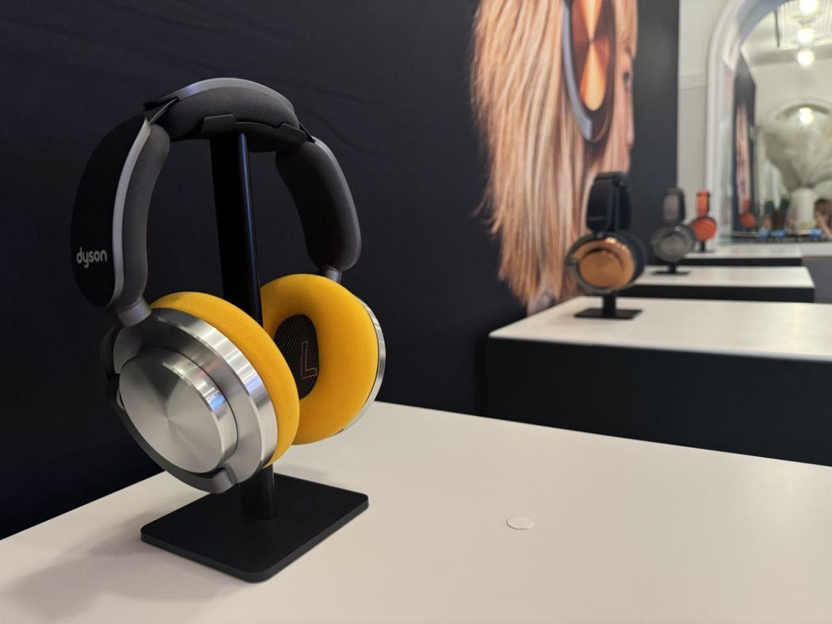 Los auriculares OnTrac de Dyson sustituyen al purificador de aire de Zone por un uso «solo de audio»