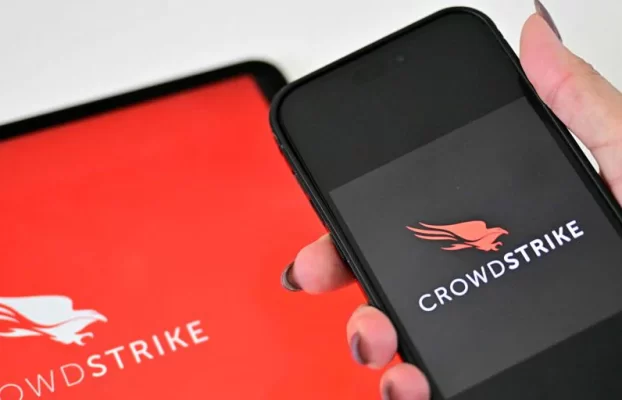 Qué es CrowdStrike, la empresa de ciberseguridad que está detrás del apagón tecnológico mundial