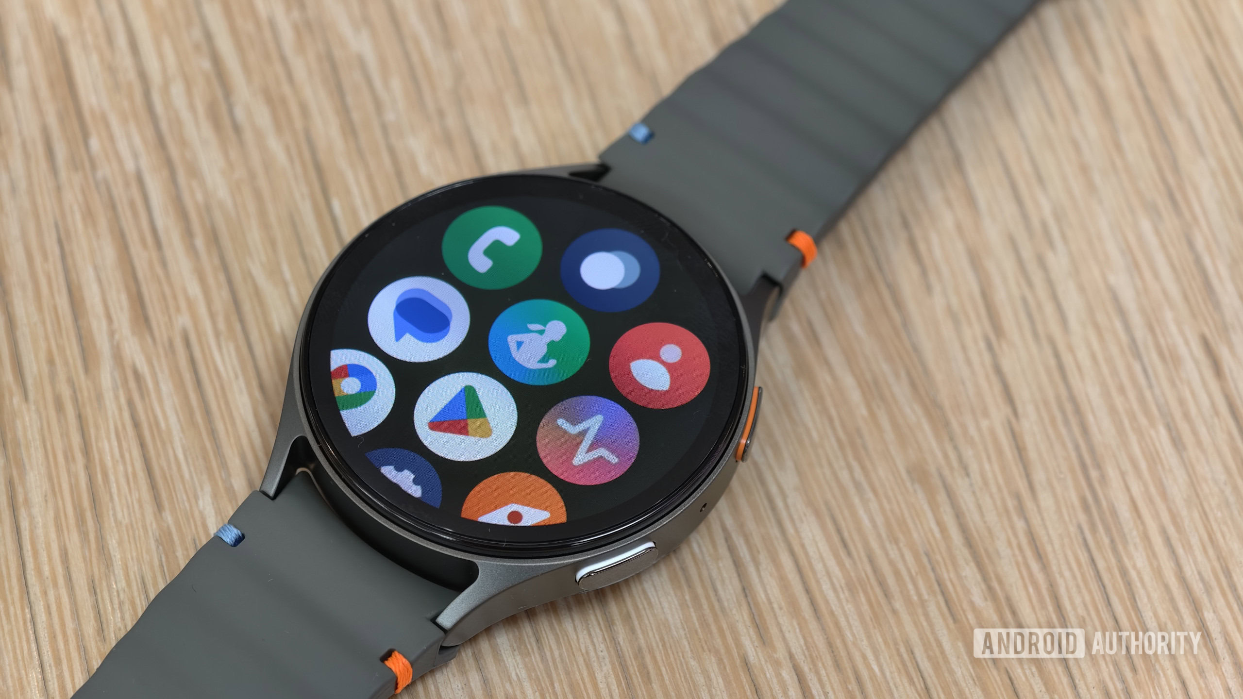 Los nuevos relojes inteligentes de Samsung son los primeros en lanzarse con Wear OS 5
